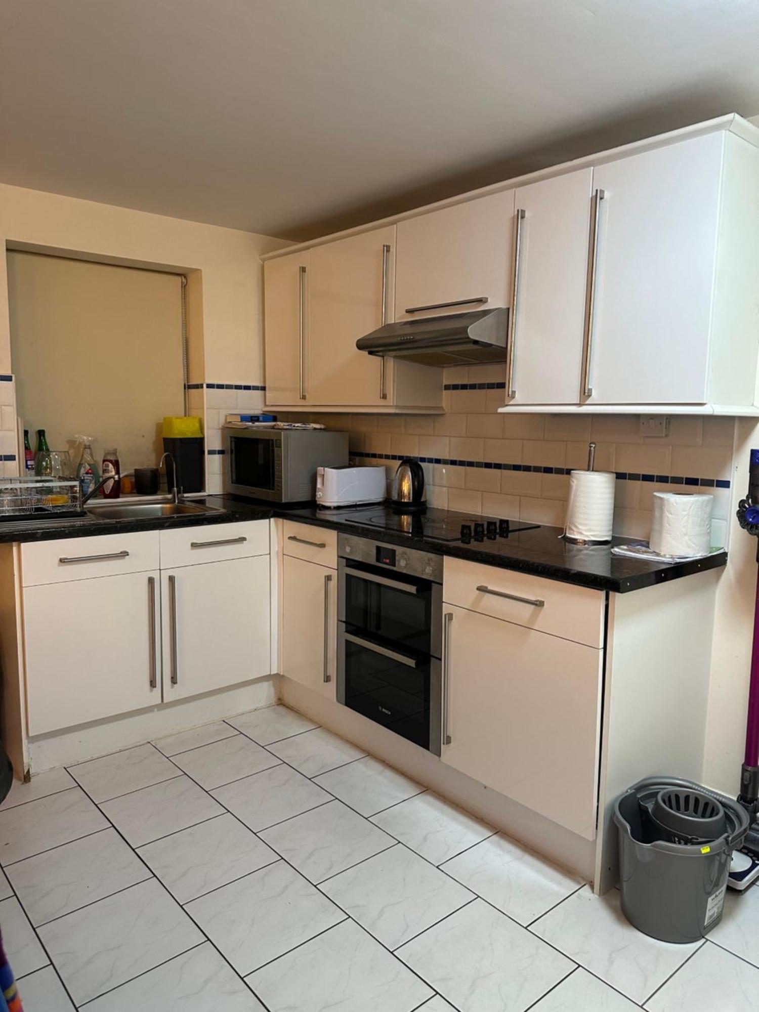 Amazing Gantshill Studio Annexe & Free Parking レッドブリッジ エクステリア 写真